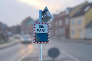 Din fart Seri Q Sign