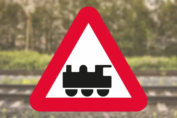 Seri Q Sign A72-Jernbaneoverkørsel-uden-bomme