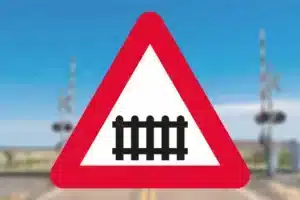 Seri Q Sign A73-Jernbaneoverkørsel-med-bomme