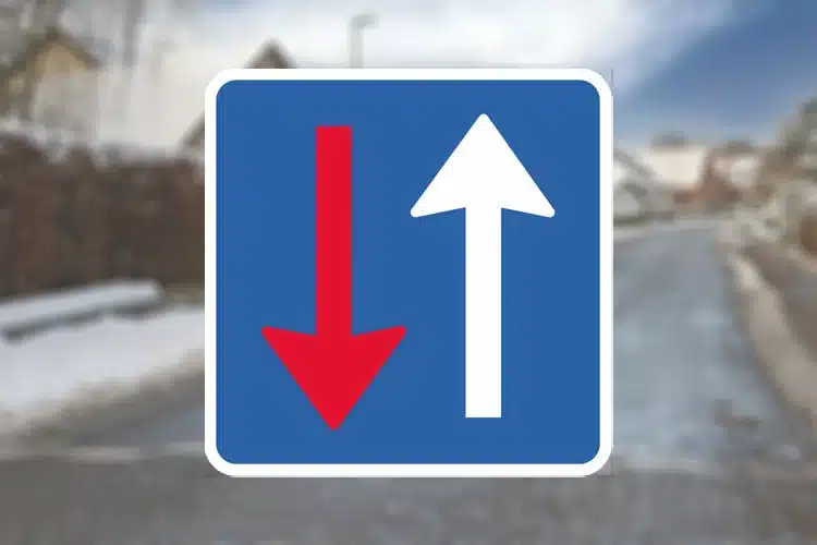 Seri Q Sign B19-Modkørende-færdsel-skal-holde-tilbage