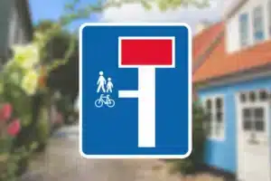 Seri Q Sign E18-1-3-Blind-vej-med-stianlæg-til-venstre