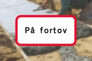 Seri Q Sign UA39-2-På-fortov